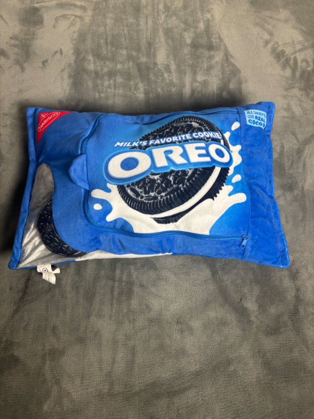 Oreo Package Throw Pillow + 5 Oreo Pillows Functioning Zipper Pouch Collectible